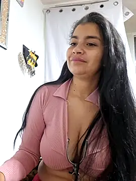 Scarlett Hot69 online show from June 17, 7:55 am