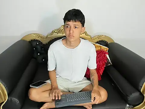 jisus catt online show from February 8, 12:08 pm