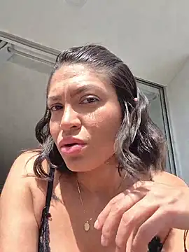 Snapshot of Ina_Jody_ chatting on July 29, 8:29 pm Ina Jody online show from July 29, 8:29 pm