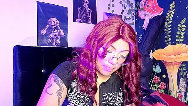 victoriia thompson online show from January 17, 7:39 pm