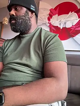 Snapshot of KOdaLion chatting on March 28, 10:53 pm KOdaLion online show from March 28, 10:53 pm