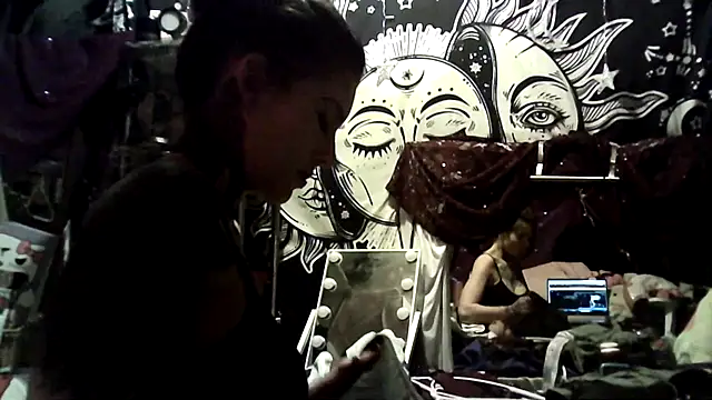 Snapshot of allymoon1369 chatting on March 24, 8:19 am allymoon1369 online show from March 24, 8:19 am