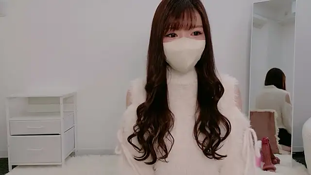 Snapshot of satochan_v chatting on March 3, 7:47 am satochan v online show from March 3, 7:47 am