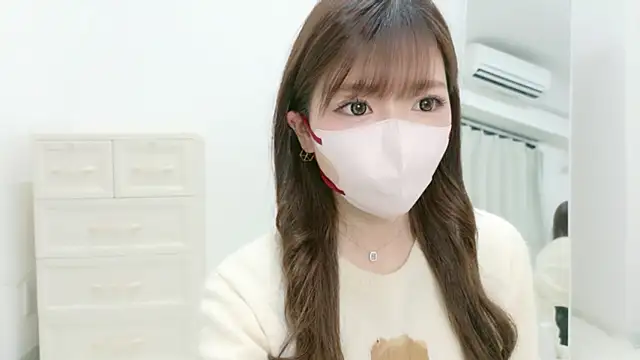 Snapshot of satochan_v chatting on March 23, 9:24 am satochan v online show from March 23, 9:24 am