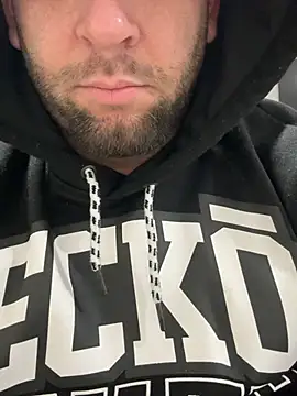 Snapshot of J_thebeastxxx chatting on February 20, 1:46 am J thebeastxxx online show from February 20, 1:46 am