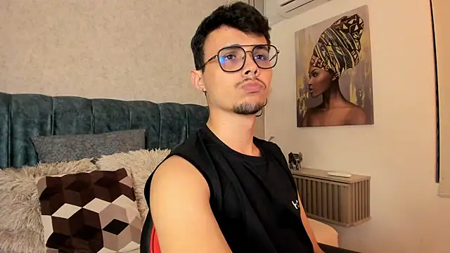 Alhan Twink online show from June 30, 4:24 am