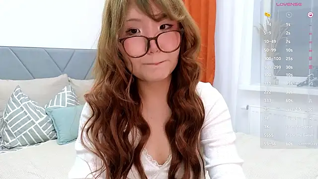 nullgirl online show from March 18, 12:36 am