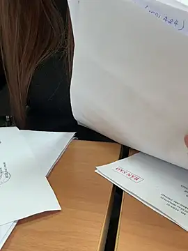 Snapshot of Donna9696 chatting on February 3, 6:40 am Donna9696 online show from February 3, 6:40 am