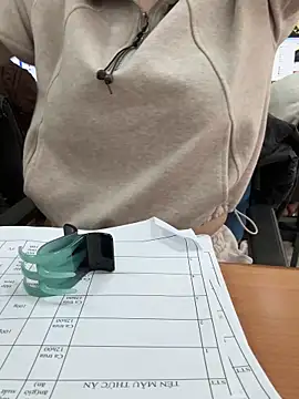 Snapshot of Donna9696 chatting on March 4, 1:22 am Donna9696 online show from March 4, 1:22 am