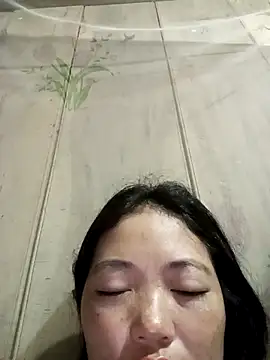 Snapshot of kotaka-shoow chatting on April 19, 10:34 pm kotaka-shoow online show from April 19, 10:34 pm