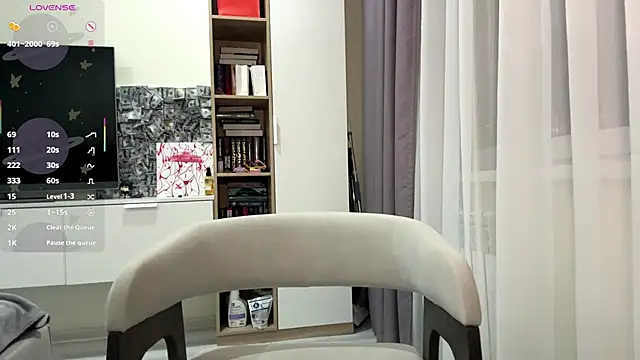 VeoraMuse online show from March 17, 6:22 pm