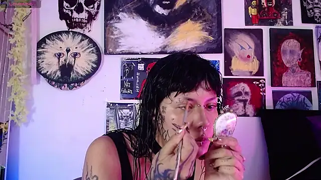 Snapshot of MelisaVelvet chatting on May 2, 8:03 pm MelisaVelvet online show from May 2, 8:03 pm