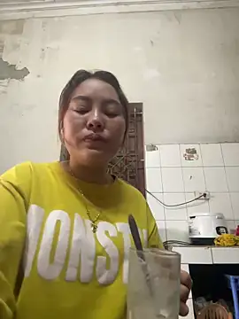 Snapshot of Bayby-xxx chatting on February 19, 2:40 am Bayby-xxx online show from February 19, 2:40 am