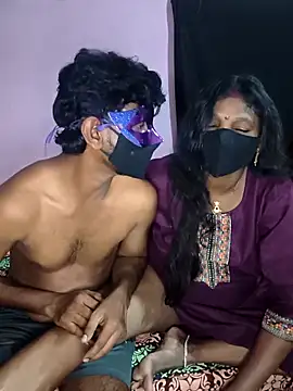 Snapshot of hotcopuleandsweet chatting on April 3, 4:05 pm hotcopuleandsweet online show from April 3, 4:05 pm