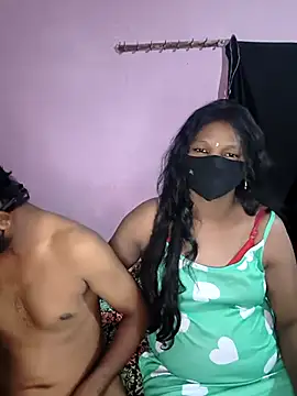 Snapshot of hotcopuleandsweet chatting on April 9, 4:23 pm hotcopuleandsweet online show from April 9, 4:23 pm