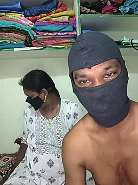 hotcopuleandsweet online show from July 29, 10:52 pm