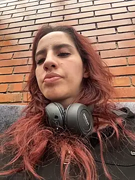 elodie rouge online show from May 29, 12:03 pm