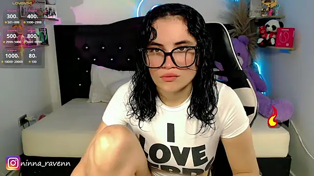 AriaDark online show from May 11, 9:12 pm