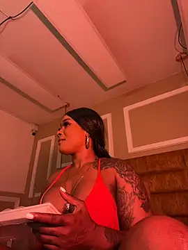 Snapshot of pamelamendez_1 chatting on March 20, 4:06 am pamelamendez 1 online show from March 20, 4:06 am