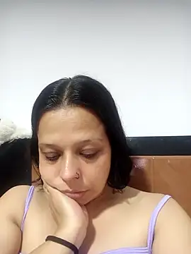 RossyAlvarez online show from March 18, 12:14 am