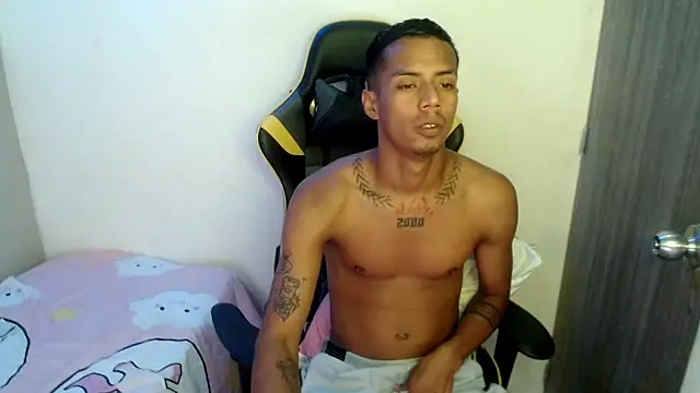 Nando colll online show from February 9, 7:40 pm