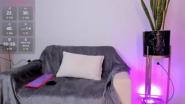 Emma collins01 online show from July 12, 1:51 am