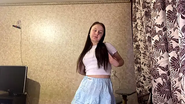 DanaRaven online show from February 1, 6:45 am