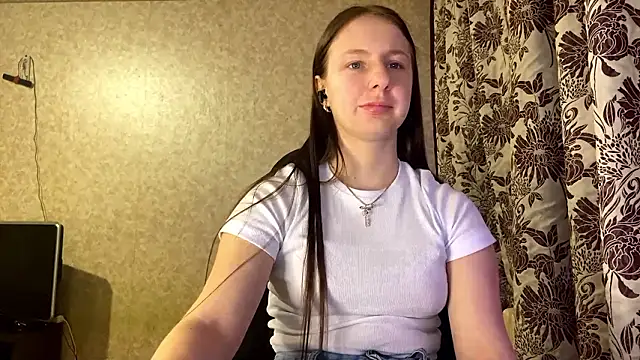 DanaRaven online show from February 3, 6:40 am