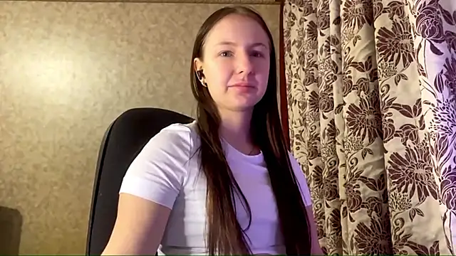 DanaRaven online show from February 11, 5:12 am