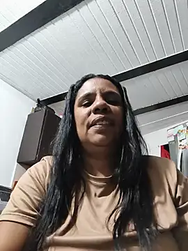 Zeyllyjhonson online show from June 14, 2:46 am