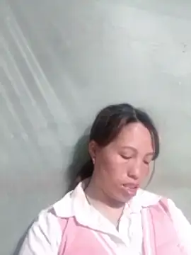 Gummiesu online show from February 28, 7:37 pm