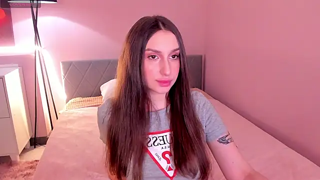 Celine Coello online show from June 4, 8:15 pm