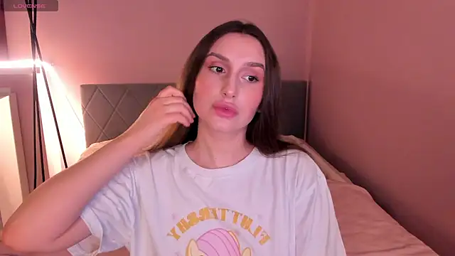 Celine Coello online show from June 11, 8:18 pm