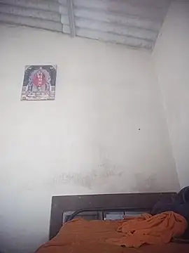 Snapshot of Pravin9562 chatting on February 14, 9:39 am Pravin9562 online show from February 14, 9:39 am