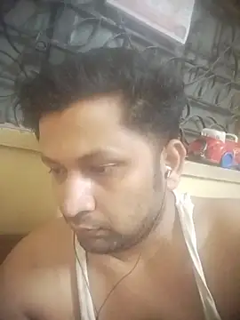 Snapshot of Pravin9562 chatting on February 17, 5:52 pm Pravin9562 online show from February 17, 5:52 pm