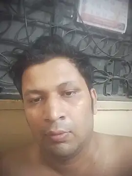 Snapshot of Pravin9562 chatting on February 20, 7:47 pm Pravin9562 online show from February 20, 7:47 pm