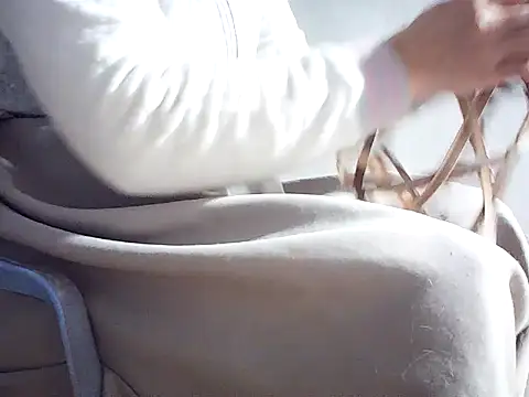 Snapshot of Seoul6996 chatting on February 5, 10:20 am Seoul6996 online show from February 5, 10:20 am