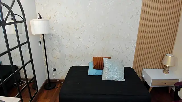 emeraldbell online show from February 1, 12:04 pm