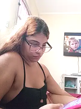 Snapshot of ruivinhaenegao chatting on March 9, 3:27 pm ruivinhaenegao online show from March 9, 3:27 pm