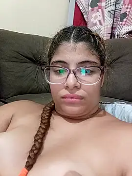 Snapshot of ruivinhaenegao chatting on March 17, 5:11 am ruivinhaenegao online show from March 17, 5:11 am