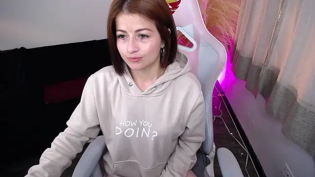 Snapshot of teylo80as chatting on March 4, 12:11 pm teylo80as online show from March 4, 12:11 pm