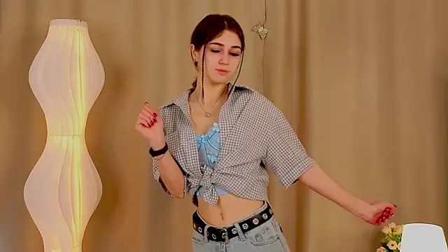 HaIinaDifabio online show from February 2, 6:12 am