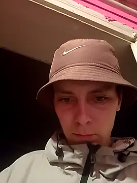 1423Ret online show from March 11, 7:53 pm