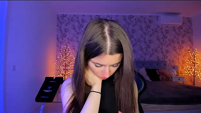 Hot Molly5 online show from June 13, 6:28 pm