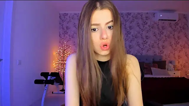 Hot Molly5 online show from August 1, 6:40 pm