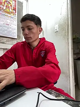 santiObrero online show from February 2, 3:11 pm