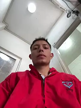 santiObrero online show from May 25, 3:18 pm