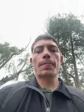 santiObrero online show from July 25, 3:31 pm