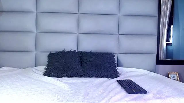 miss-liz- online show from March 31, 7:14 pm