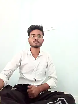 Snapshot of sdgjjkkmm chatting on March 7, 8:55 am sdgjjkkmm online show from March 7, 8:55 am